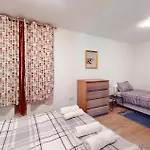 Дом отдыха 2 Bedroom Amazing In