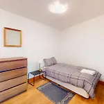 2 Bedroom Amazing In *